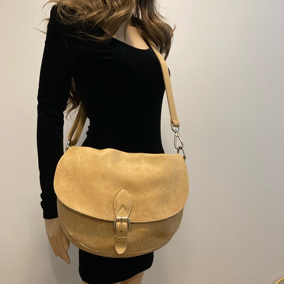 Roots Leather Crossbody Bag - Picture 5 of 9